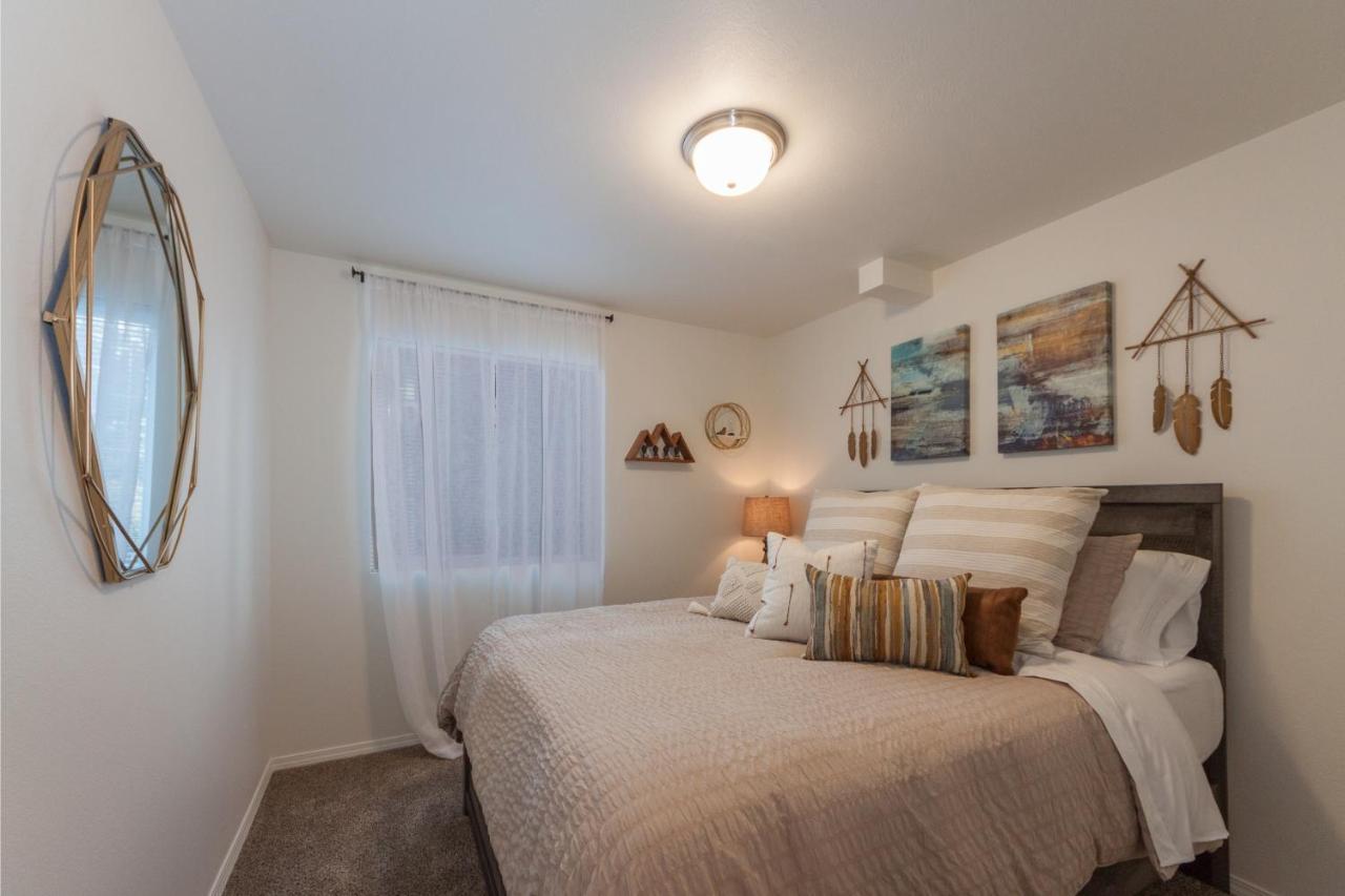 Modern And Stylish King Bed Wifi Free Parking Apartman Spokane Valley Kültér fotó