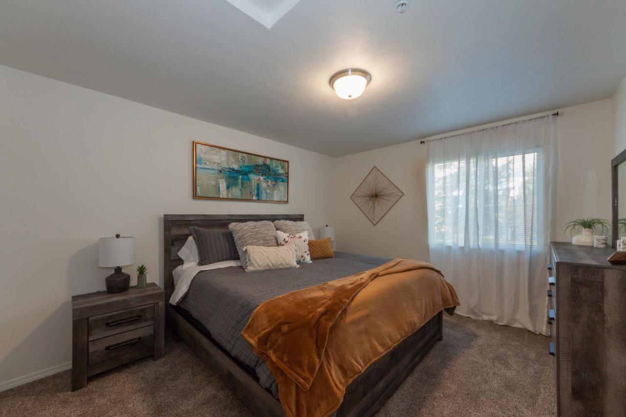 Modern And Stylish King Bed Wifi Free Parking Apartman Spokane Valley Kültér fotó