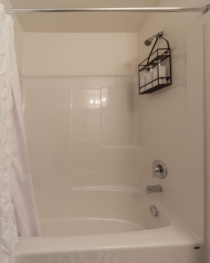 Modern And Stylish King Bed Wifi Free Parking Apartman Spokane Valley Kültér fotó