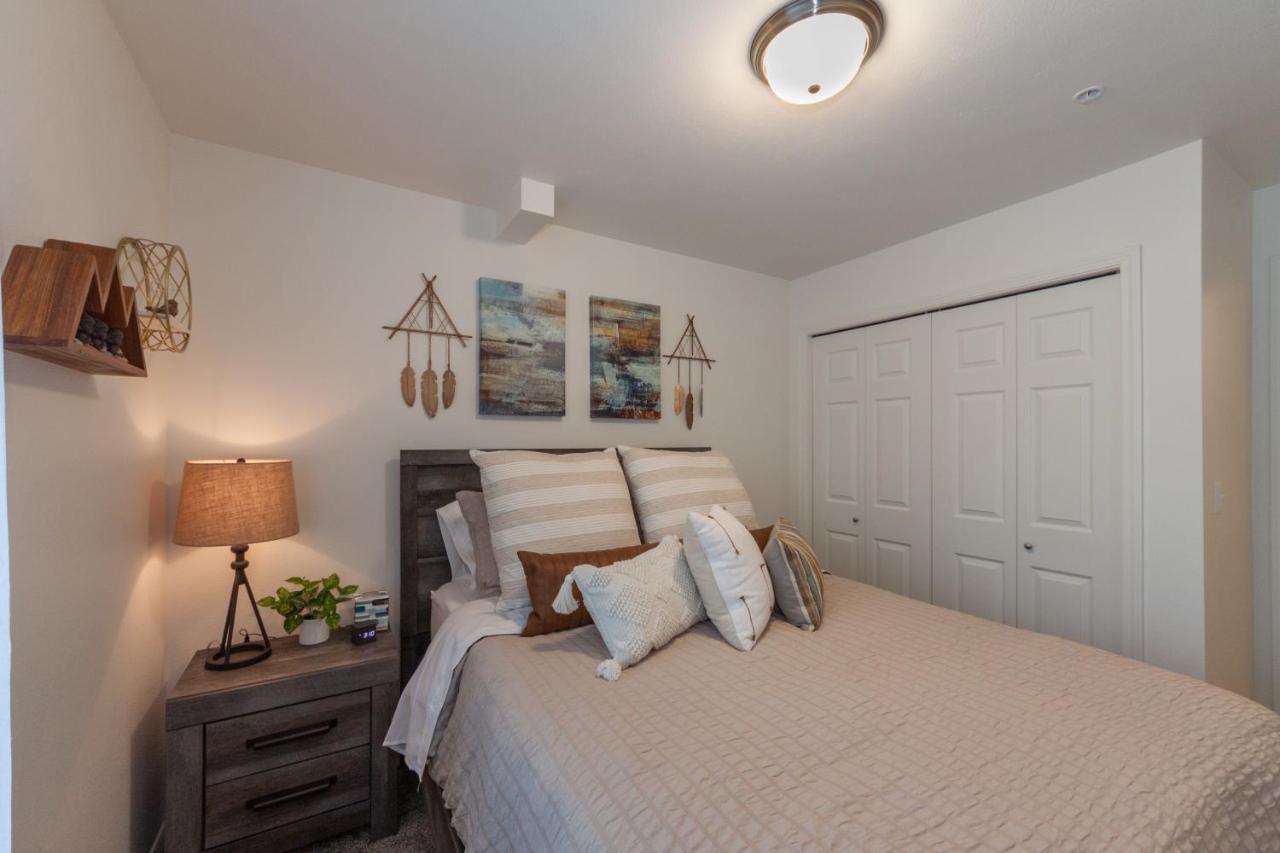 Modern And Stylish King Bed Wifi Free Parking Apartman Spokane Valley Kültér fotó